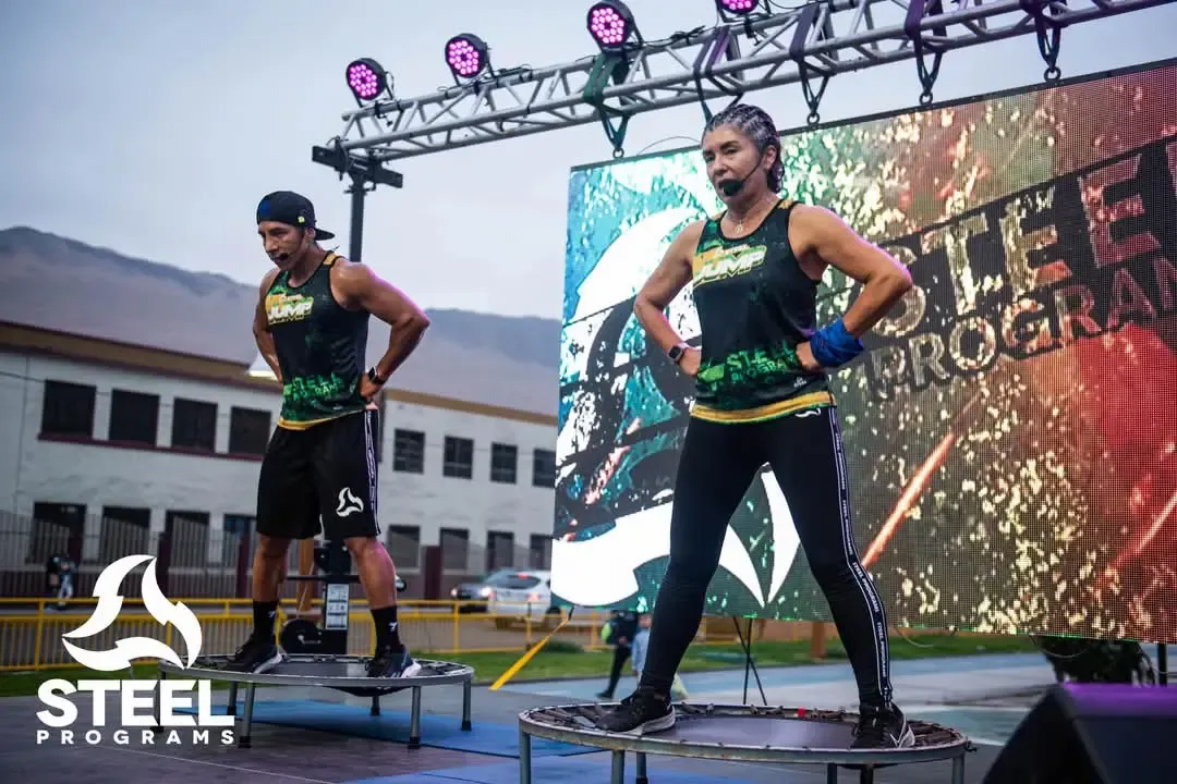 Clase grupal Steel Jump en Innova Fitness Club (Gimnasio) de Arica